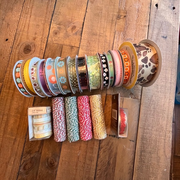 Set of Ribbons - Picture 1 of 4